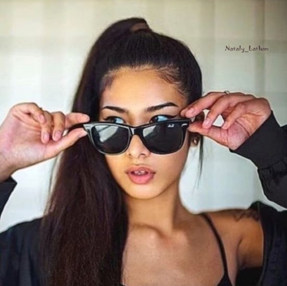 Ray-Ban (Store Display) Wayfarer Black RB2140 - Picture 9 of 14